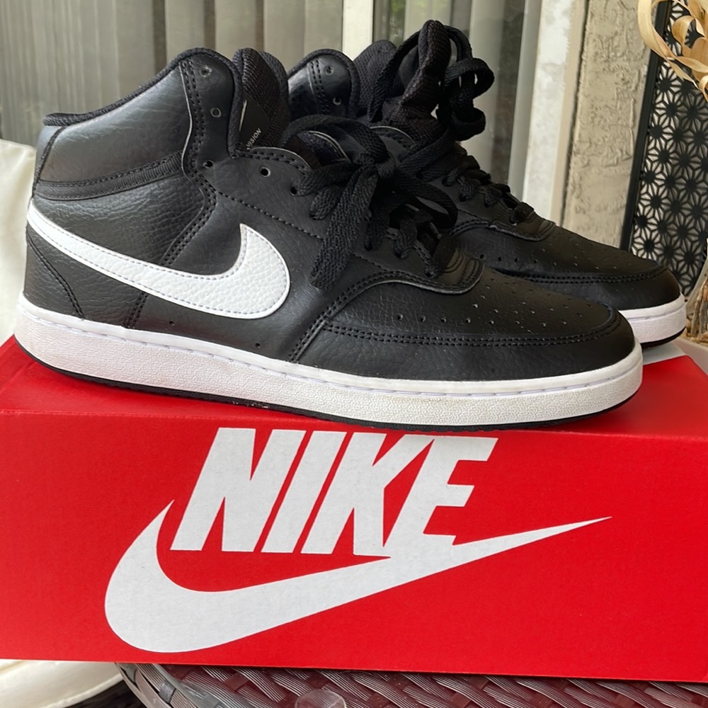 Men Nike Court Vision MID